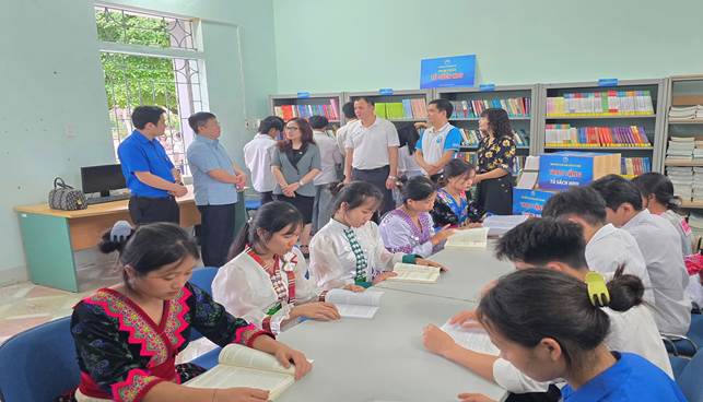 May be an image of 11 people, people studying, people performing martial arts, children's toy, hospital and text